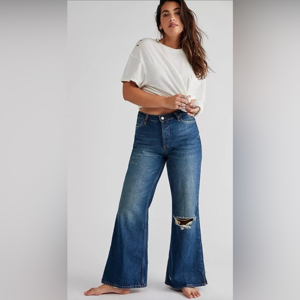 FREE PEOPLE WE THE FREE CRVY Curvy Misfit Flare‎ Jeans Medium Denim 26 - Picture 2 of 14